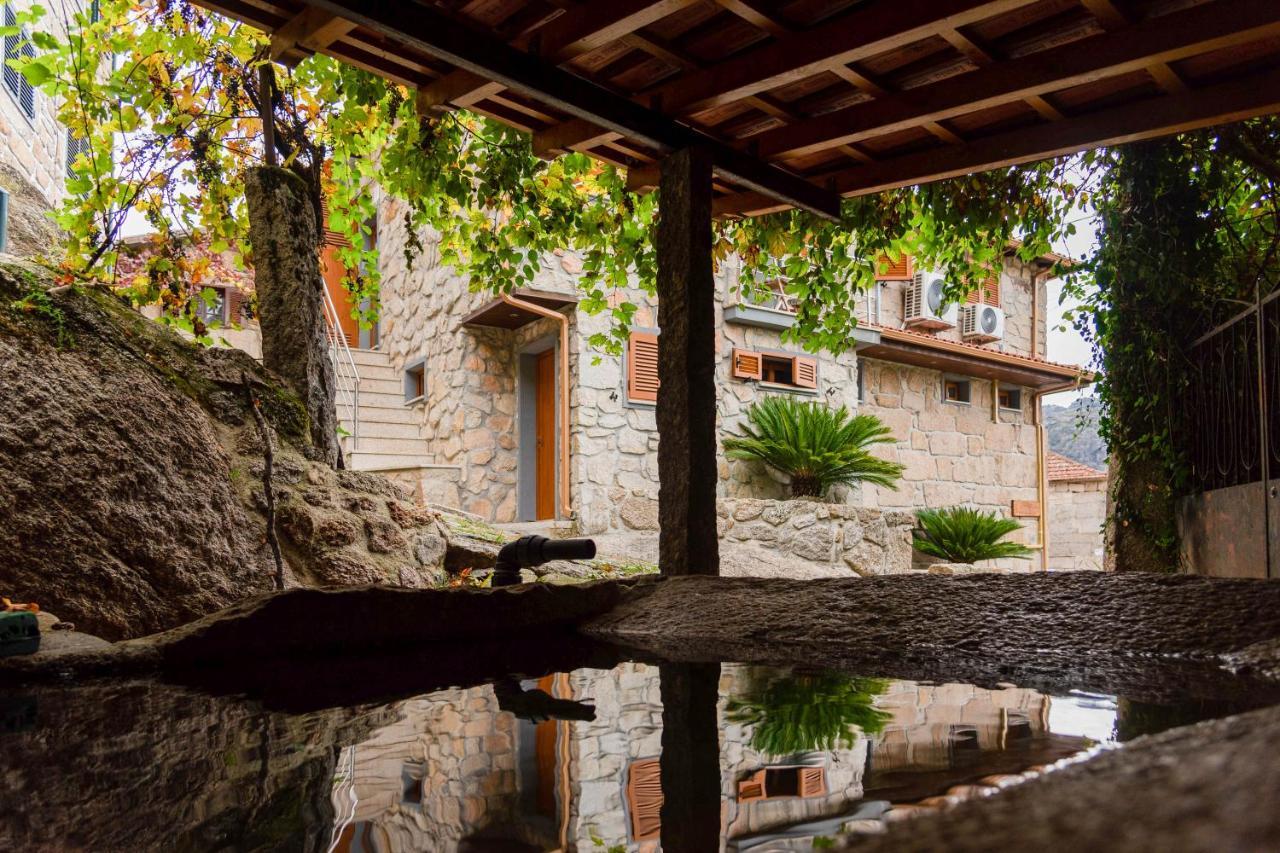 Casa Da Fonte Geres Apartment Campo do Geres Bagian luar foto
