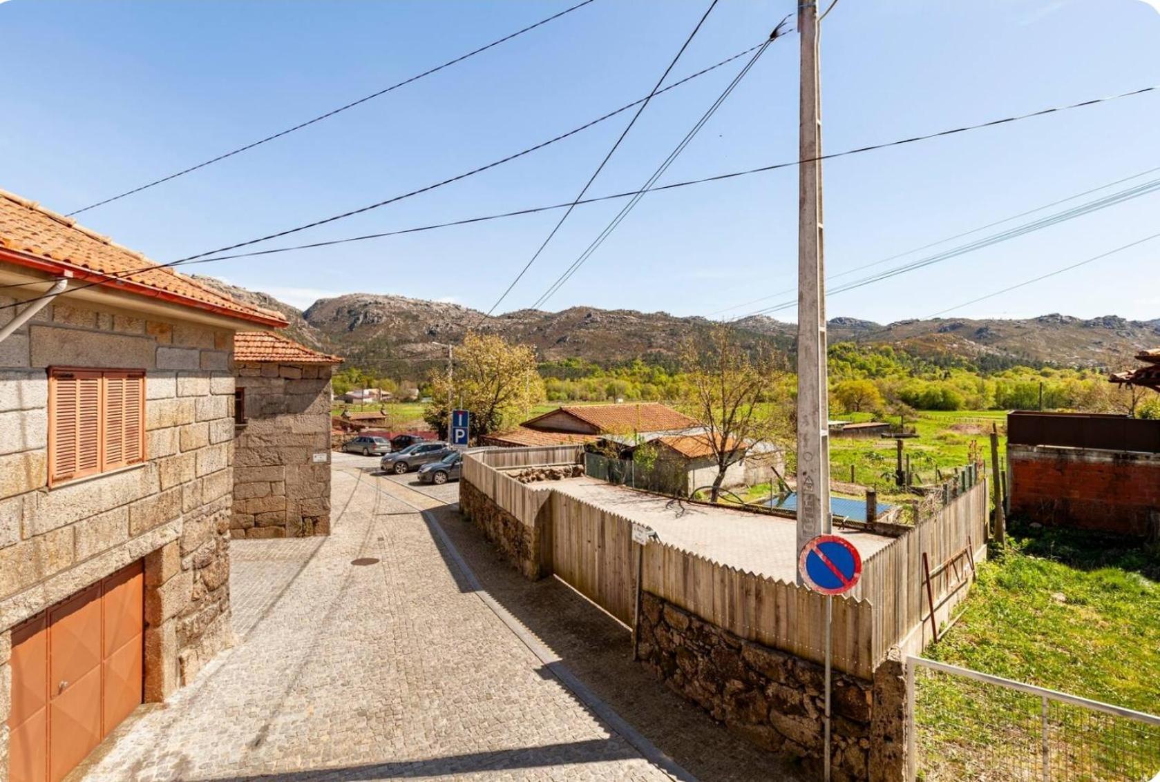 Casa Da Fonte Geres Apartment Campo do Geres Bagian luar foto